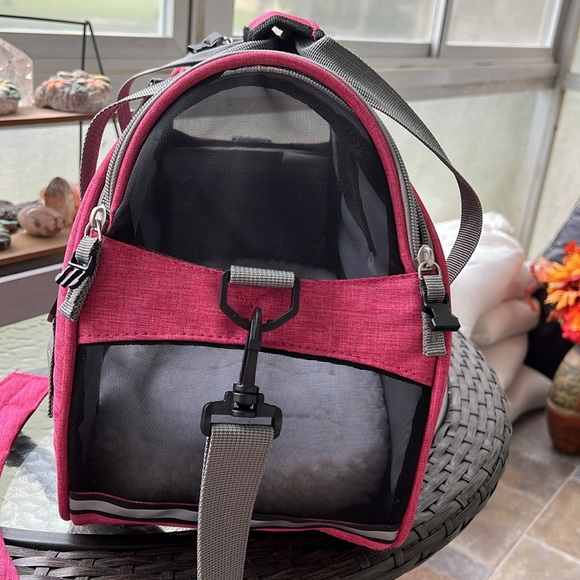 Bergan soft sided pet carrier NWOT - Picture 3 of 10